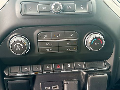 Used 2026 Chevrolet Silverado 1500 Custom RWD image 15