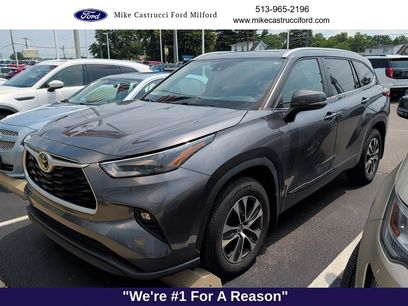 Used 2023 Toyota Highlander XLE