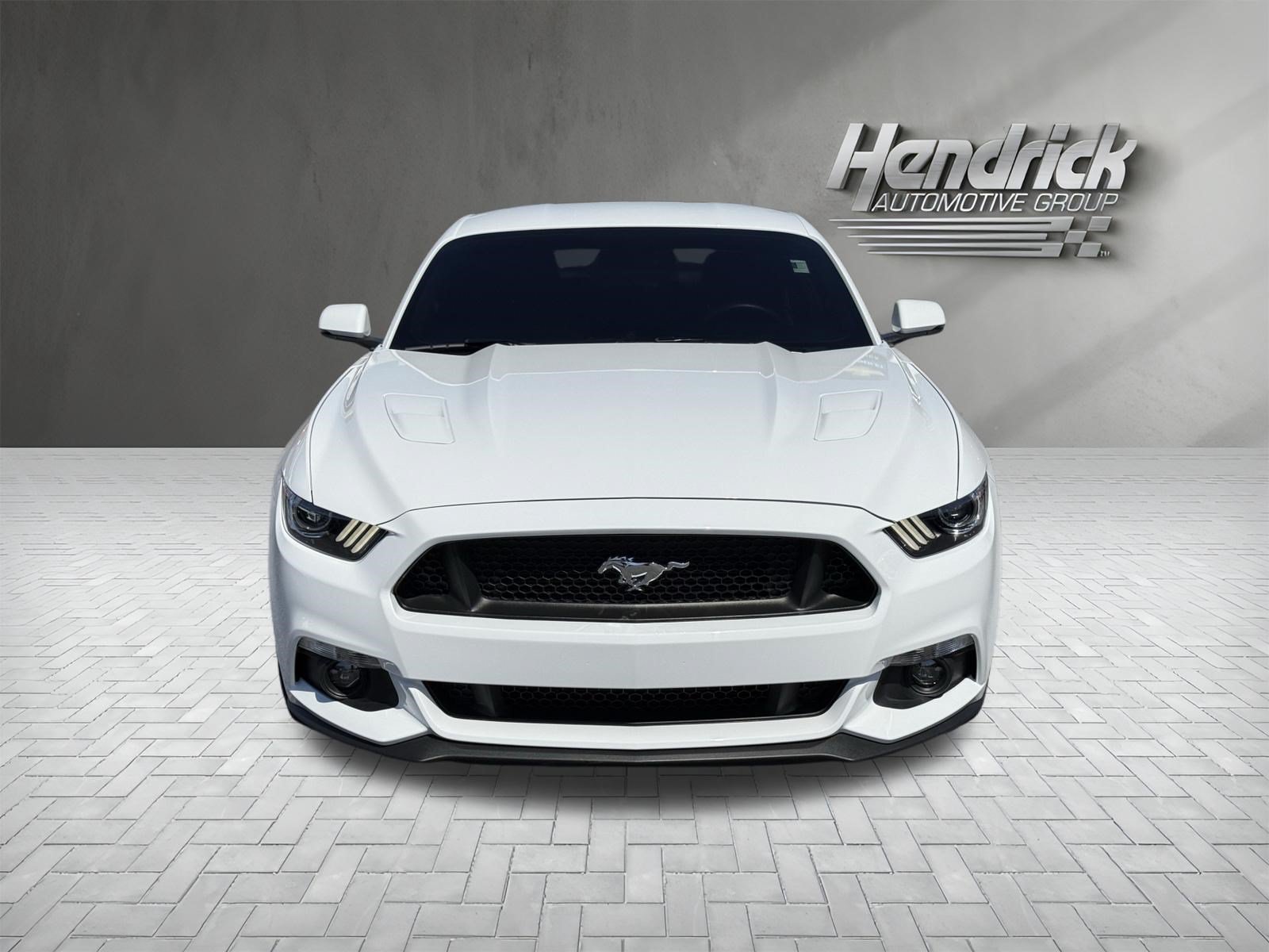 Used 2017 Ford Mustang GT Premium RWD image 3