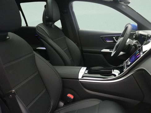 New 2026 Mercedes-Benz GLC 300 image 7