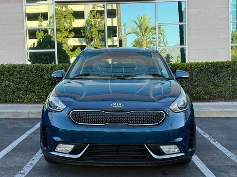 Used 2017 Kia Niro Touring FWD image 8