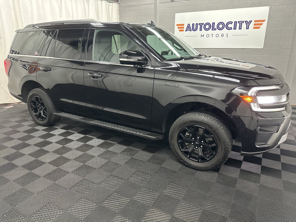 Used 2024 Ford Expedition Timberline AWD/4WD image 3