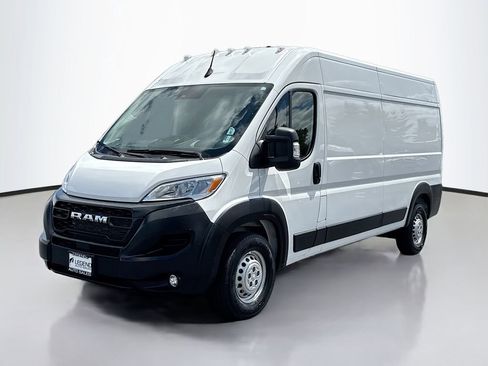 Used 2026 RAM ProMaster 2500 w/ Convenience Group FWD image 1