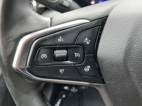 Used 2024 Chevrolet Trax ACTIV w/ Sunroof Package image 33