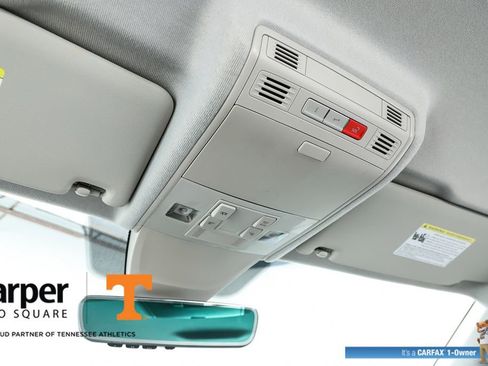 Used 2022 Volkswagen Tiguan SE image 26