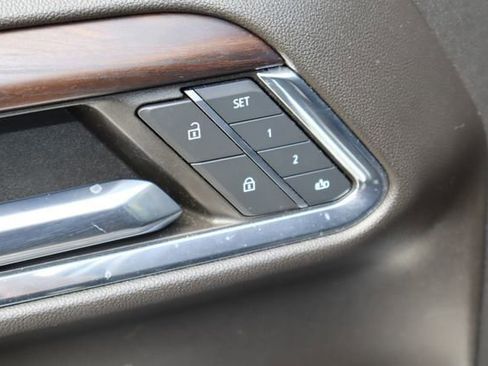 Certified 2024 GMC Sierra 1500 SLT RWD image 20