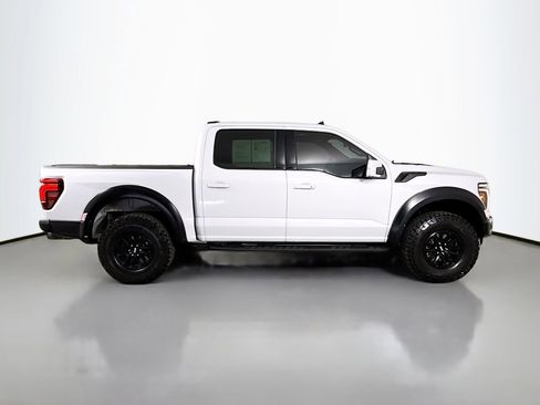 Used 2025 Ford F150 Raptor image 9
