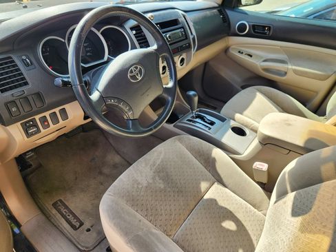 Used 2007 Toyota Tacoma PreRunner w/ SR5 Pkg #2 RWD image 10