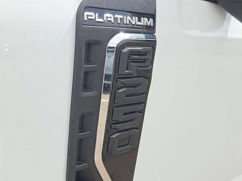Used 2024 Ford F250 Platinum w/ Tremor Off-Road Package AWD/4WD image 7