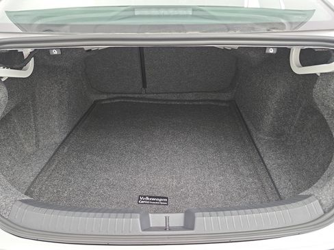 New 2026 Volkswagen Jetta SE image 12