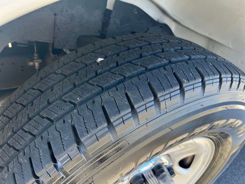 Used 2020 Chevrolet Express 3500 LT w/ LT Preferred Equipment Group image 27