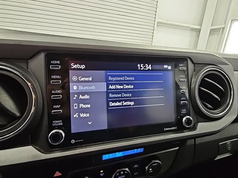 Used 2023 Toyota Tacoma TRD Off-Road image 16