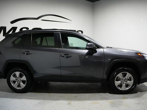 Used 2023 Toyota RAV4 XLE image 5
