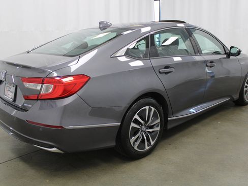 Used 2022 Honda Accord EX-L image 5