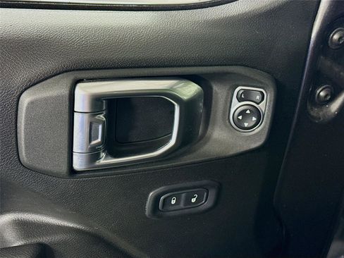 Used 2022 Jeep Wrangler Sport AWD/4WD image 11