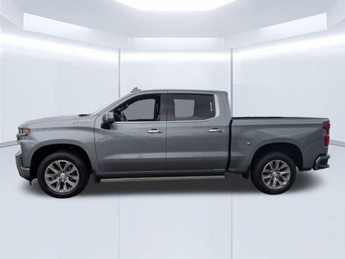 Used 2019 Chevrolet Silverado 1500 High Country w/ Technology Package AWD/4WD image 7