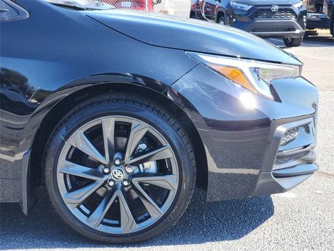 Used 2025 Toyota Corolla SE image 5