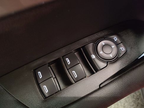 Used 2020 Chevrolet Blazer LT image 13