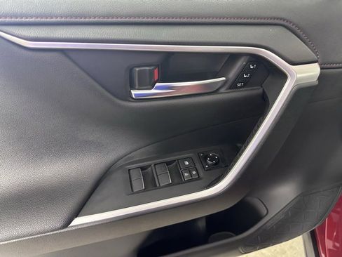 Used 2021 Toyota RAV4 XSE image 21