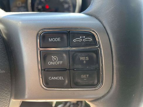 Used 2013 Jeep Grand Cherokee Overland w/ Advance Technology Group image 25