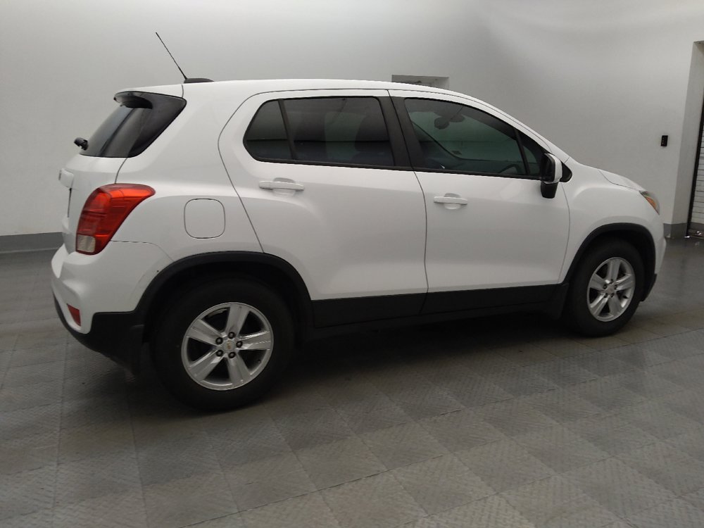 Used 2020 Chevrolet Trax LS w/ LPO, Protection Package FWD image 10