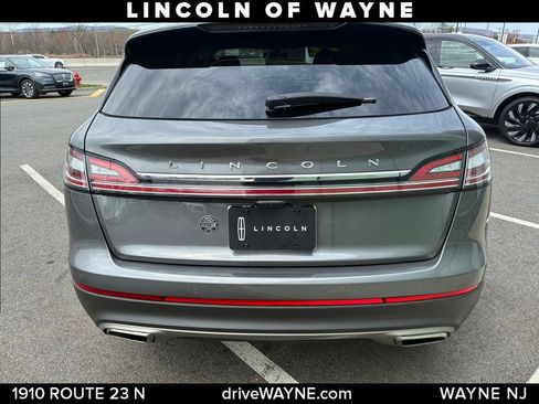 Certified 2022 Lincoln Nautilus Reserve AWD/4WD image 5