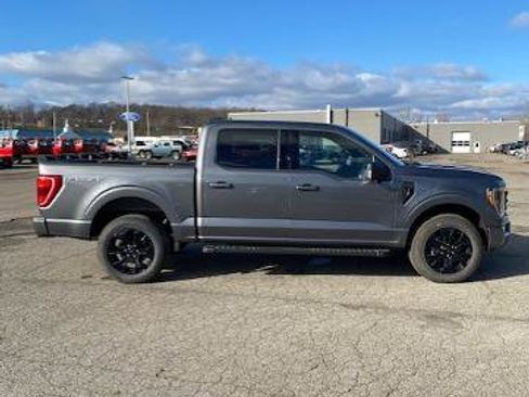 Certified 2022 Ford F150 XLT w/ Equipment Group 302A High image 4