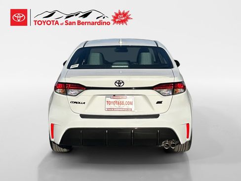 Certified 2026 Toyota Corolla SE FWD image 4