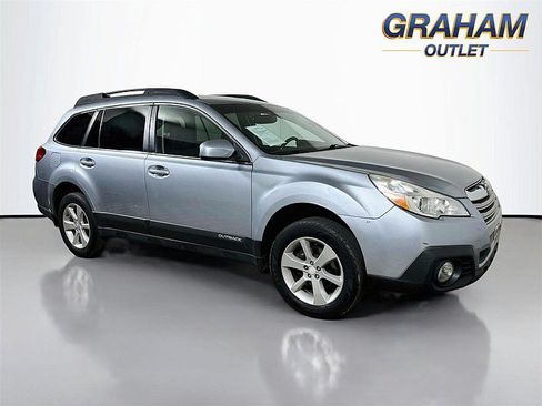 Used 2013 Subaru Outback 2.5i Premium AWD/4WD image 1