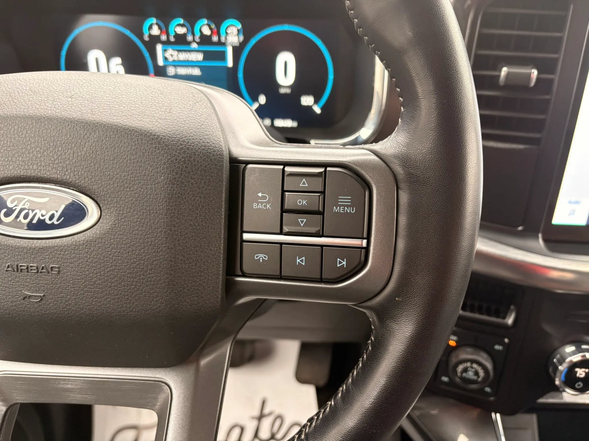 Used 2021 Ford F150 Lariat AWD/4WD image 20