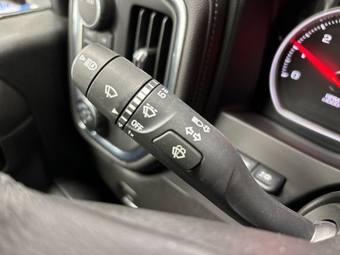 Used 2022 Chevrolet Silverado 3500 High Country image 43