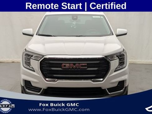 Certified 2023 GMC Terrain SLE w/ Driver Convenience Package FWD image 3