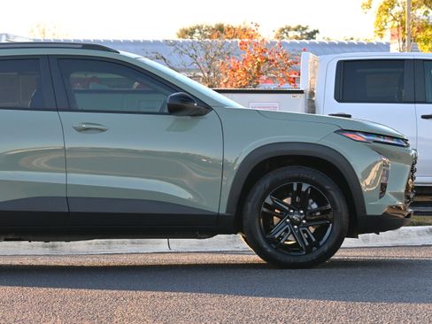 Used 2026 Chevrolet Trax ACTIV w/ Sunroof Package image 6