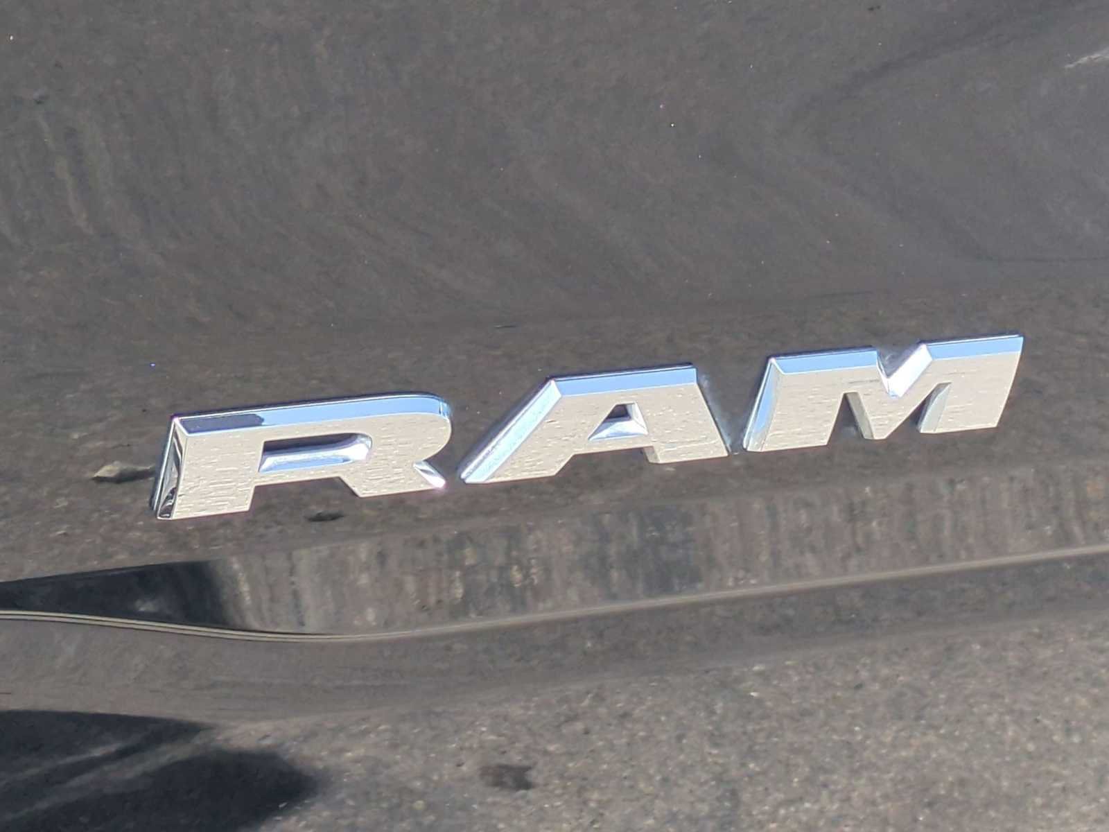 Used 2021 RAM 1500 Big Horn RWD image 9