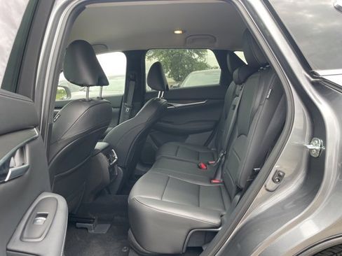 Certified 2025 INFINITI QX50 Pure image 15