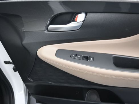 Used 2023 Hyundai Santa Fe SEL image 16