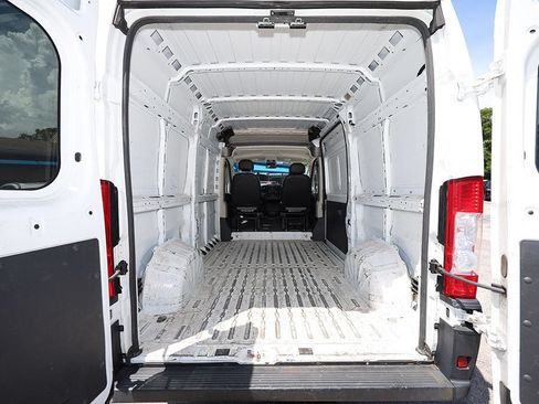 Used 2020 RAM ProMaster 2500 FWD image 11
