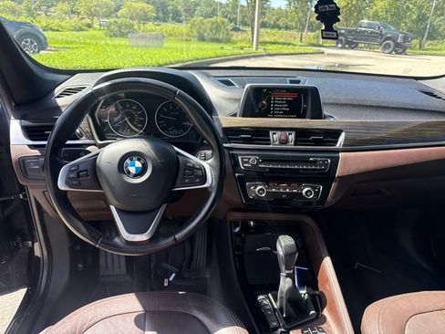 Used 2016 BMW X1 xDrive28i AWD/4WD image 12