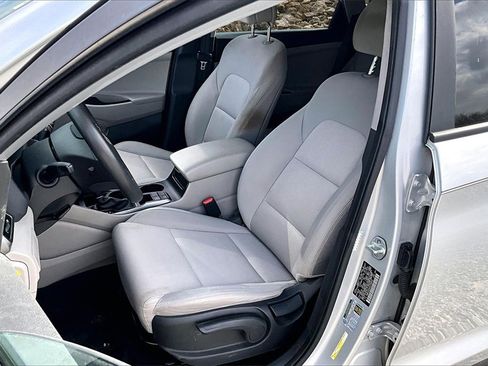 Used 2018 Hyundai Tucson SE w/ Cargo Package image 21