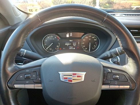 Certified 2022 Cadillac XT4 Luxury image 19