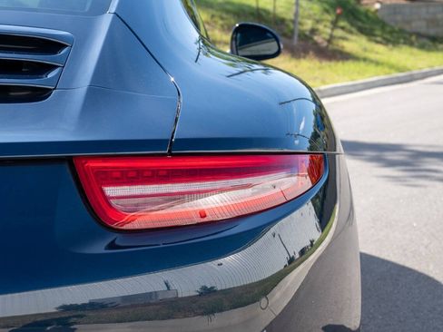 Used 2013 Porsche 911 GT3 RS image 12