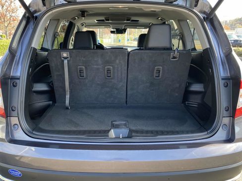 Used 2021 Honda Pilot Touring image 10