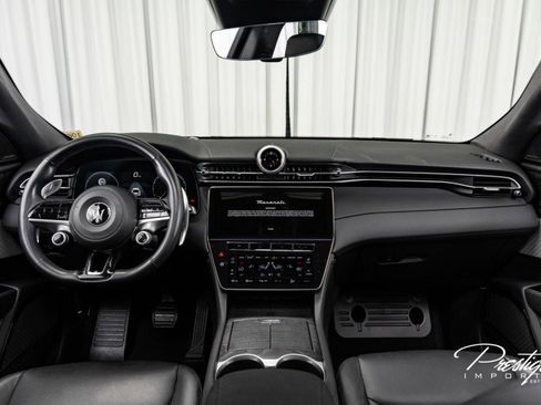 Used 2023 Maserati Grecale Modena image 34