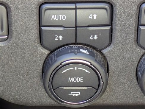 Certified 2022 Chevrolet Silverado 1500 LT Trail Boss w/ Convenience Package II image 27