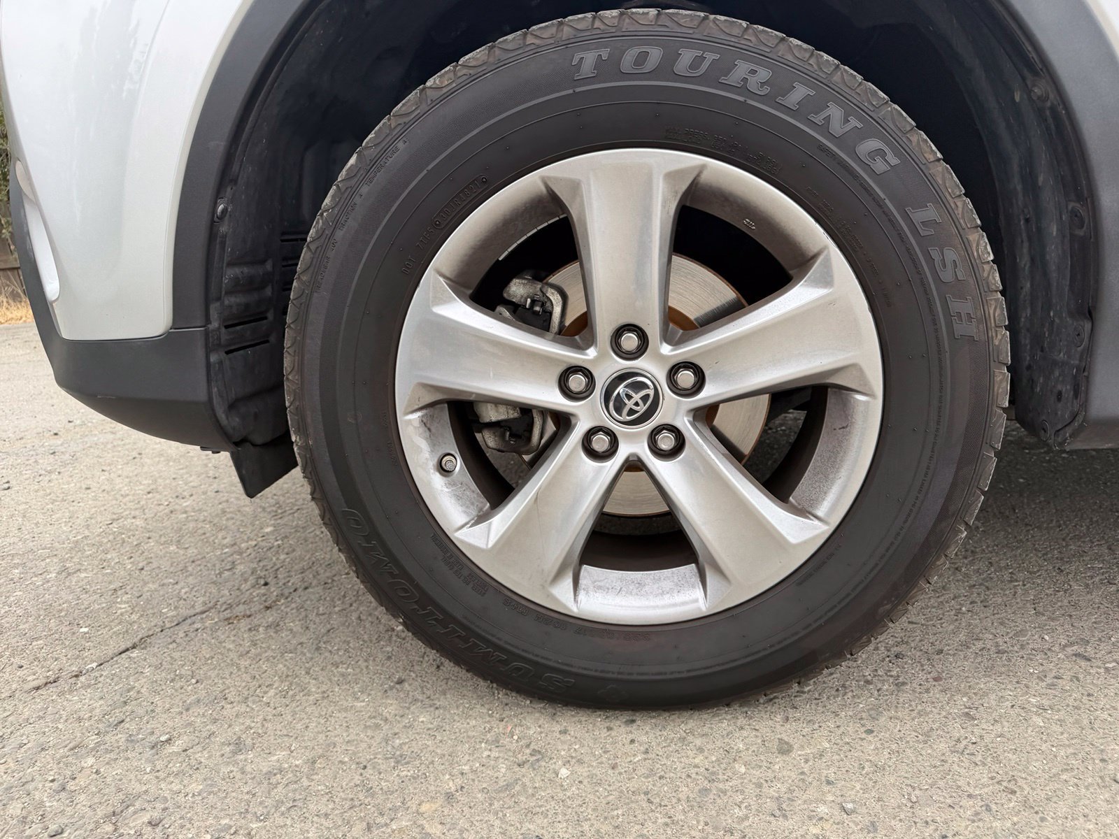 Used 2015 Toyota RAV4 XLE FWD image 9