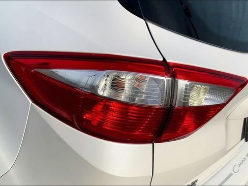 Used 2014 Ford C-MAX Energi SEL w/ Equipment Group 303A image 29