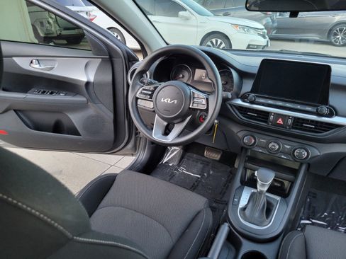 Used 2023 Kia Forte LXS FWD image 27