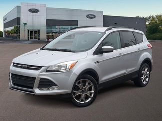 Used 2016 Ford Escape SE w/ SE Leather Comfort Package 360° Tour