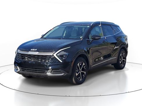 Certified 2024 Kia Sportage EX AWD/4WD image 2