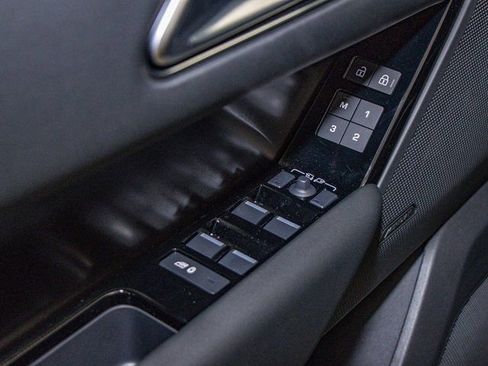 Used 2026 Land Rover Range Rover Velar Dynamic SE image 14